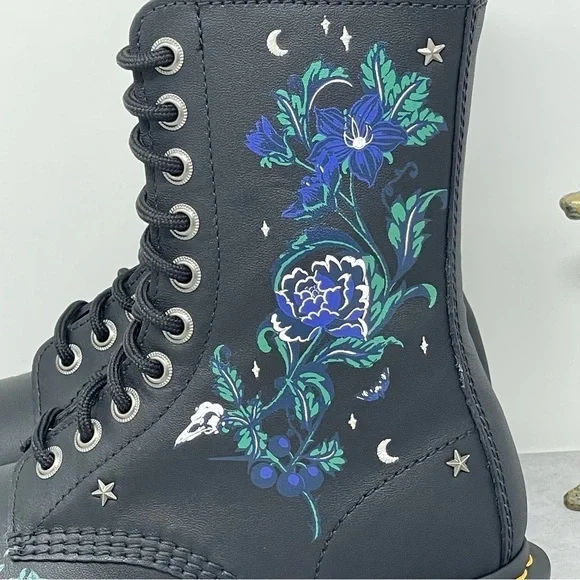 Dr martens 1490 Mystic Garden RARE Blue Floral Doc Martens - Picture 2 of 13